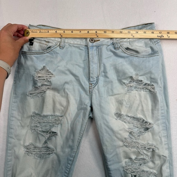 Kancan Straight Leg Jeans Womens Size 11/29 Light Wash Mid Rise Distressed - Picture 9 of 13